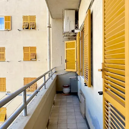 Apartamento Hostdomus - Rooftop Finalpia Finale Ligure